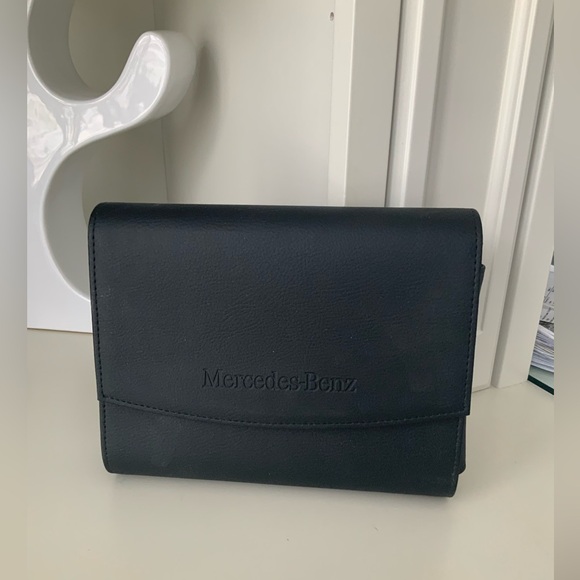 MERCEDES-BENZ 2013 Service Booklets with Case Car instructions and Manuals - Picture 5 of 11